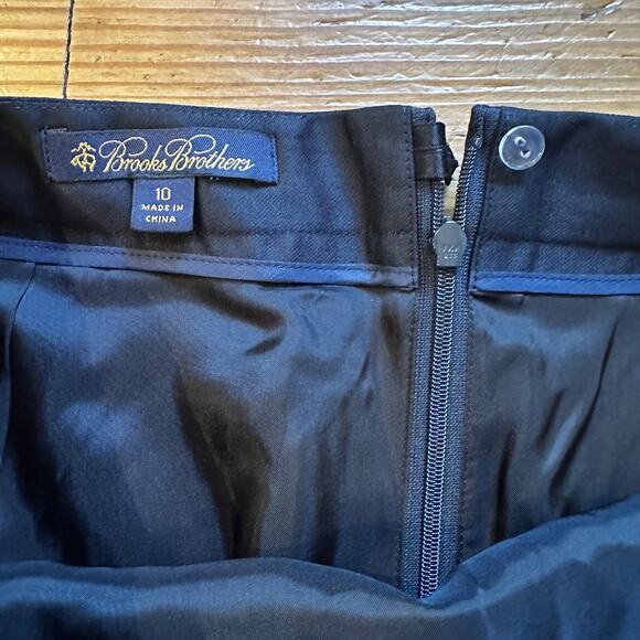 Brooks Brothers dark navy blue soft wool pencil skirt SIZE 10 - Picture 3 of 4